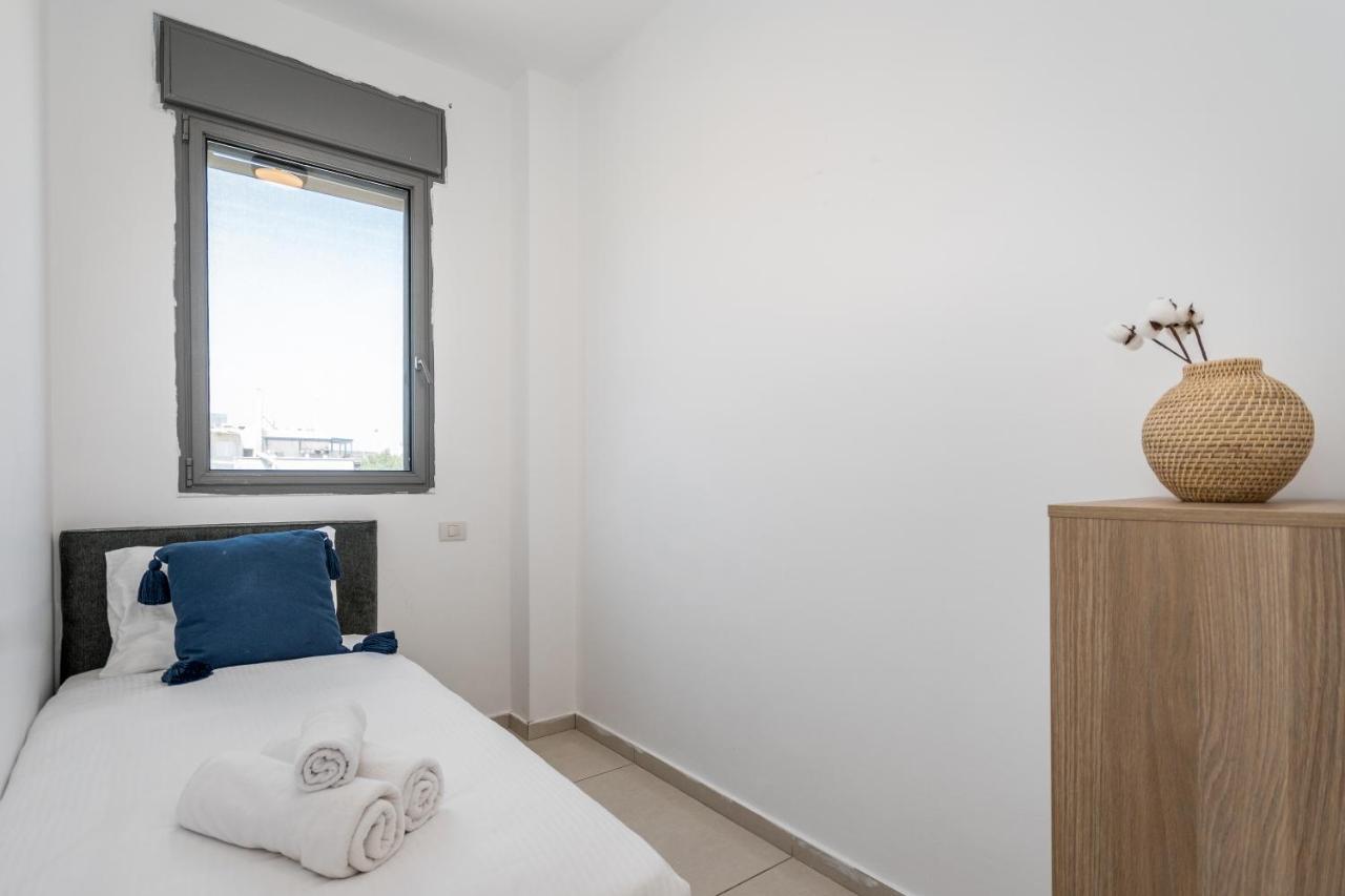 Superb 1,5 Bdr W Balcony Close To The Beach Tel Awiw Zewnętrze zdjęcie